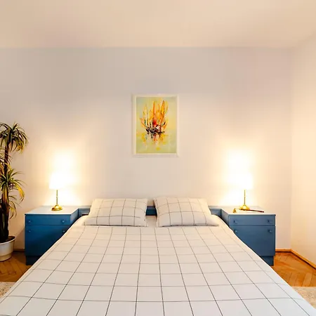 Appartement Art With Treasure Hunt, Free Parking & Self Check-in