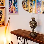 Lejlighed Art With Treasure Hunt, Free Parking & Self Check-in *