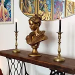Art With Treasure Hunt, Free Parking & Self Check-in Constanţa