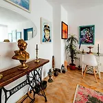 דירה Art With Treasure Hunt, Free Parking & Self Check-in קונסטנצה