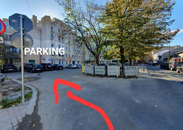 Art With Treasure Hunt, Free Parking & Self Check-in דירה קונסטנצה