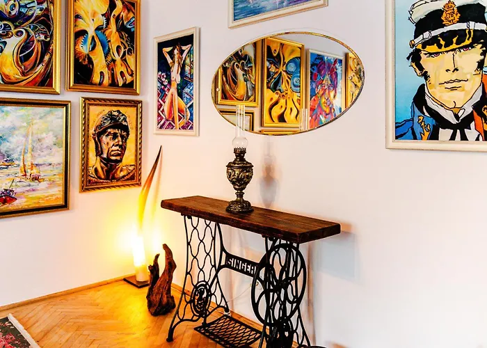 Art With Treasure Hunt, Free Parking & Self Check-in Апартаменты *