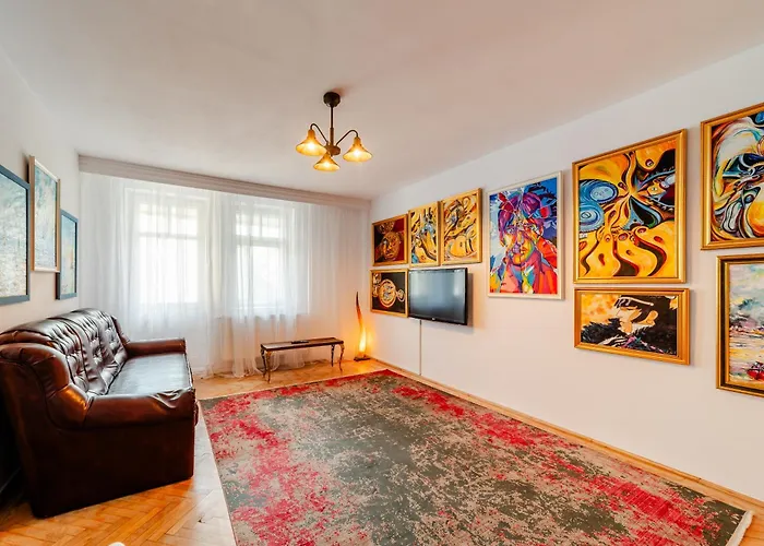 Apartment Art With Treasure Hunt, Free Parking & Self Check-in Constanta