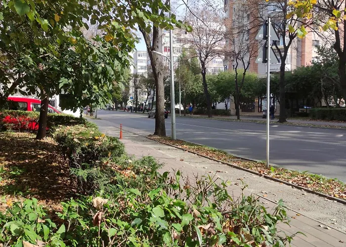 דירה Art With Treasure Hunt, Free Parking & Self Check-in