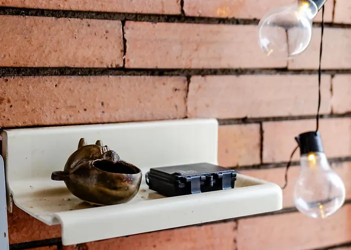 דירה Art With Treasure Hunt, Free Parking & Self Check-in *