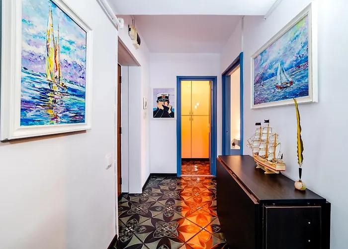 Apartman Art With Treasure Hunt, Free Parking & Self Check-in Konstanca